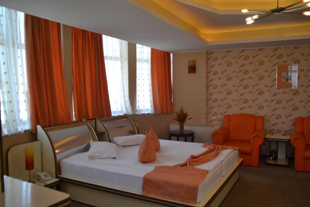 Hotel Helin - Calea Bucuresti Craiova Ruang foto